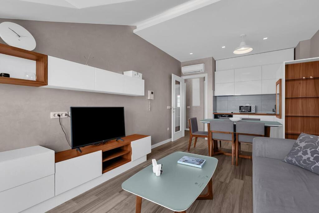 Appartement Brotis - With Sea View - Makarska Exklusiv