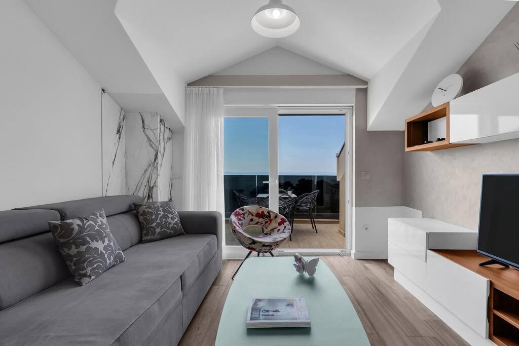 Appartement Brotis - With Sea View - Makarska Exklusiv *